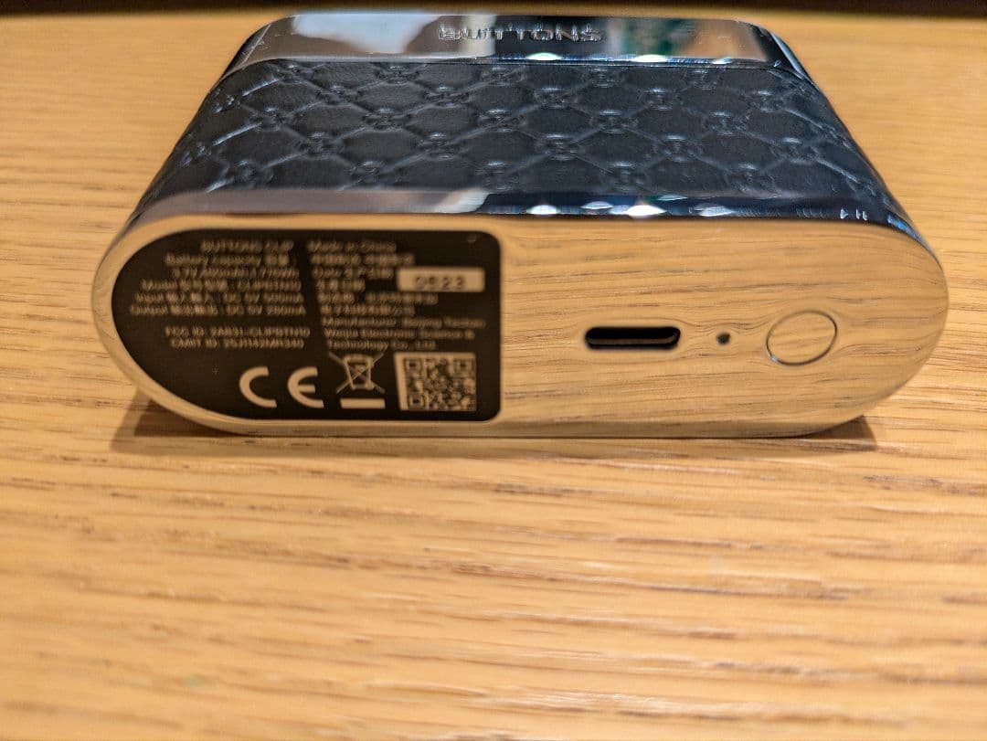 BUTTONS CLIP バトンズクリップ Black