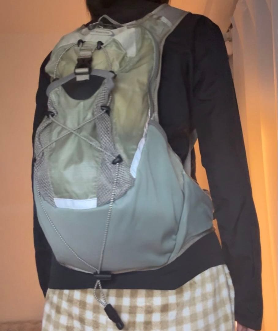 テック 廃盤 mont-bell CROSS RUNNER リュック