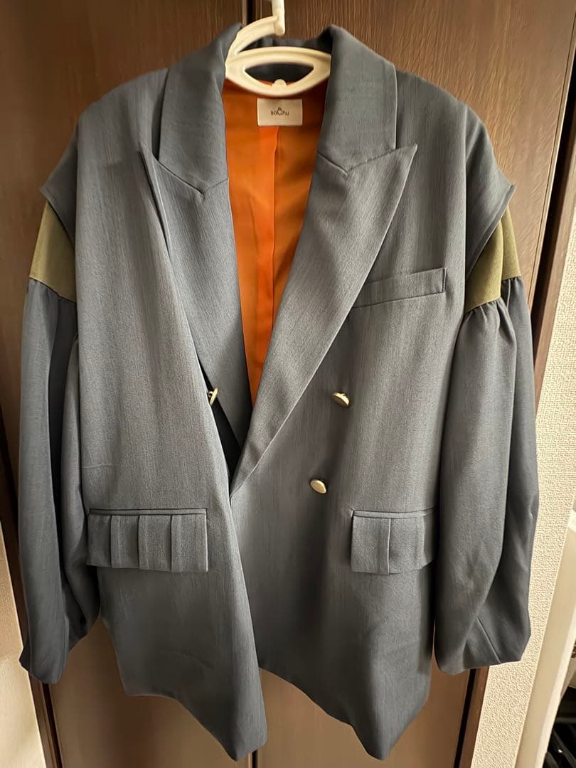 so.C.hu ソクチュウ 2WAYボリュームスリーブテーラードジャケット