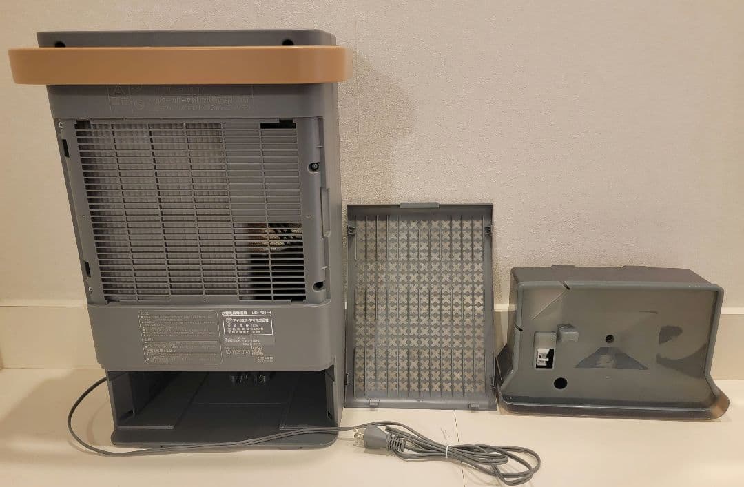 アイリスオーヤマ　除湿機　衣類乾燥機