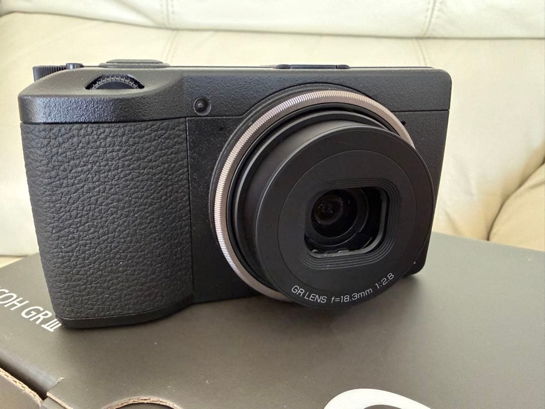 RICOH GR III コンパクトデジタルカメラ