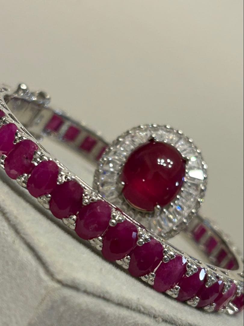 つ*る様 超豪華‼️天然ルビーリングとバングルのセット