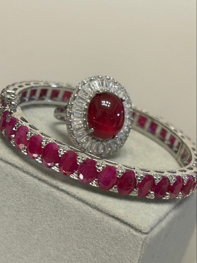 つ*る様 超豪華‼️天然ルビーリングとバングルのセット