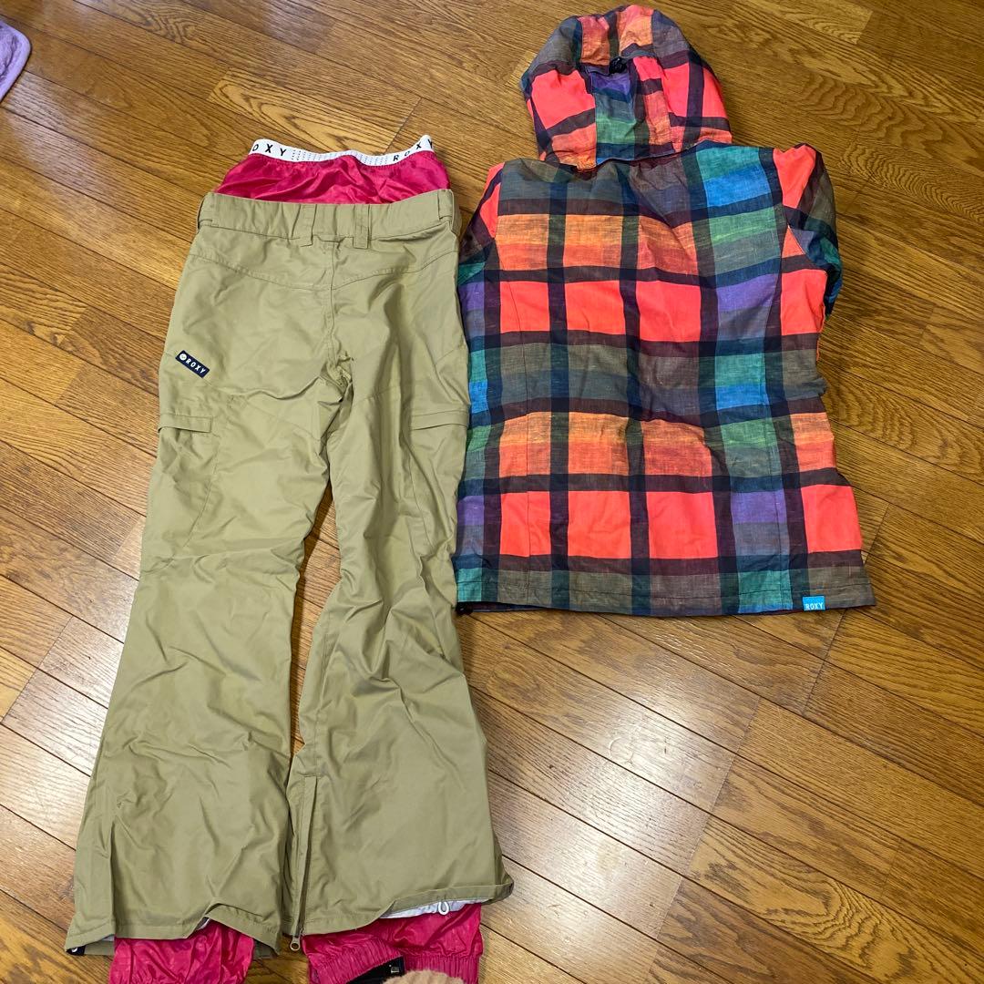 ROXY スノーボードウェアセット（ジャケットMパンツS）