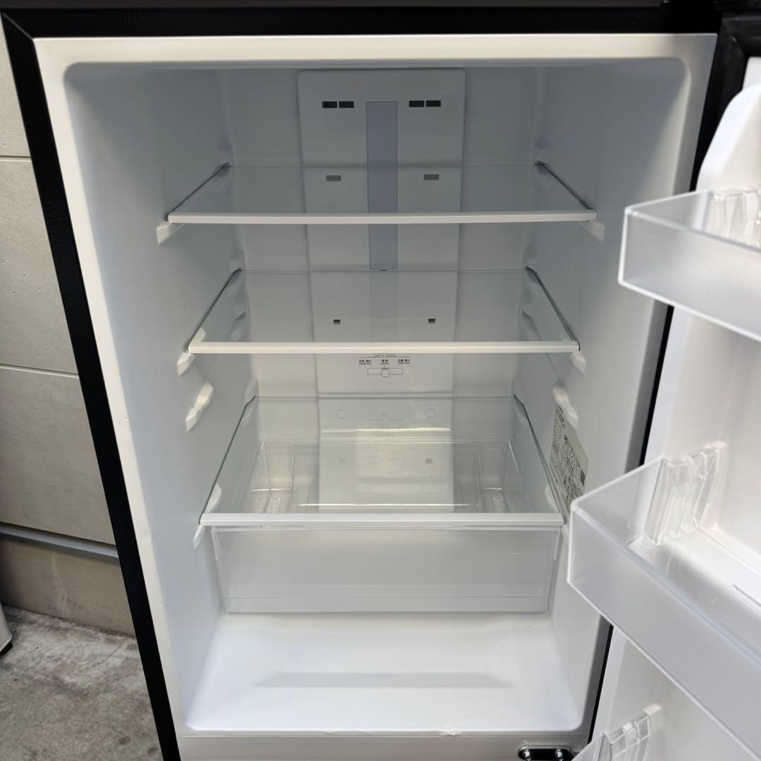218⭐️2024年製美品★パナソニック　冷蔵庫　大型　ブラック　黒　インバーター