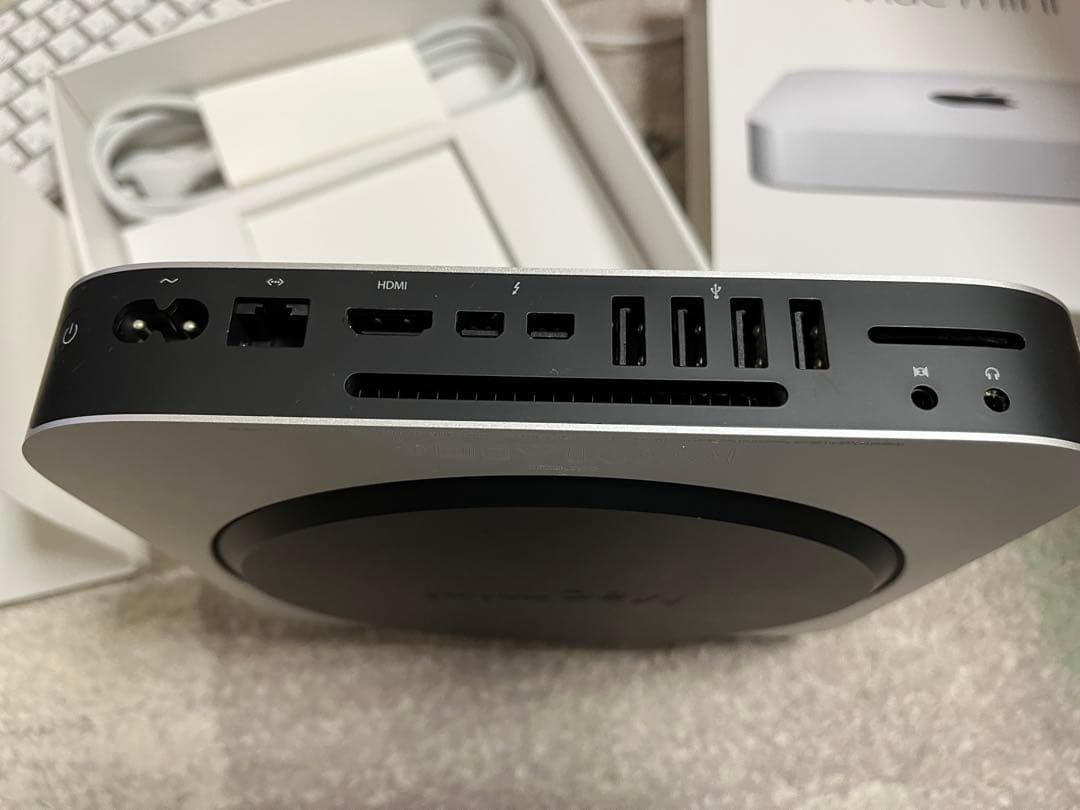 Macデスクトップ Mac mini (2014 FusionDrive)MagicKeyboard