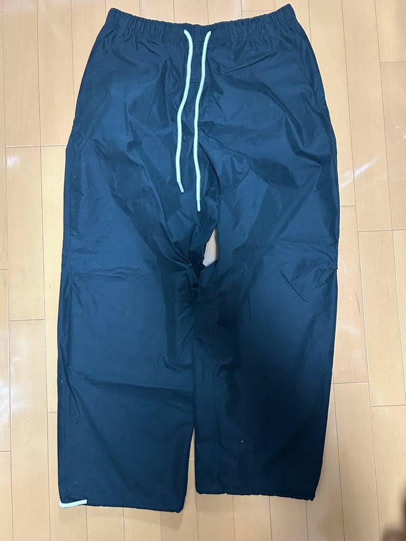 パンツ FEAR OF GOD ESSENTIALS RELAXED TROUSER