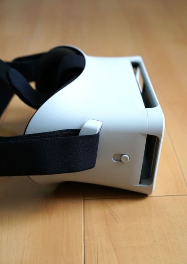 スマホアクセサリー XPERIA View XQZ-VG01