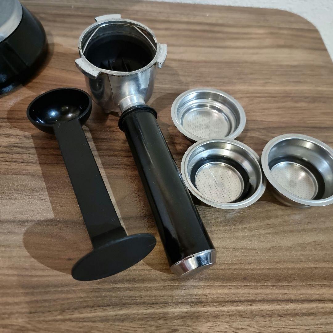 デロンギ デディカ エスプレッソマシン グラインダー セット EC680M