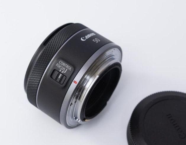 RFレンズ RF50mm F1.8 STM【キャノン交換式レンズ】【超美品】