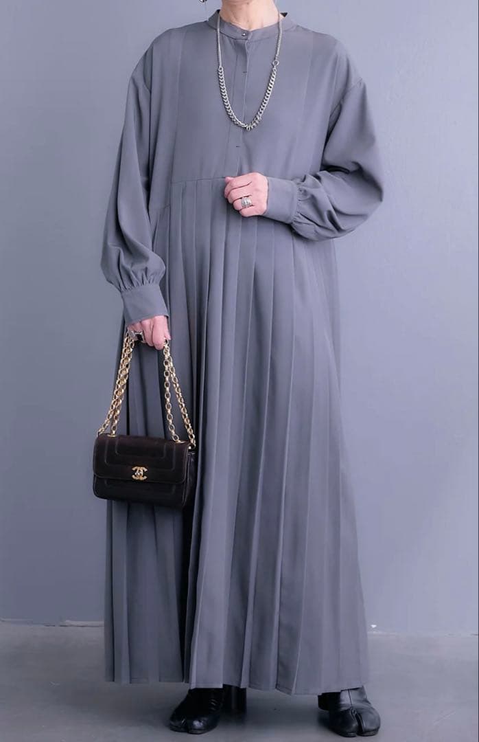 AIJANイレギュラープリーツワンピース