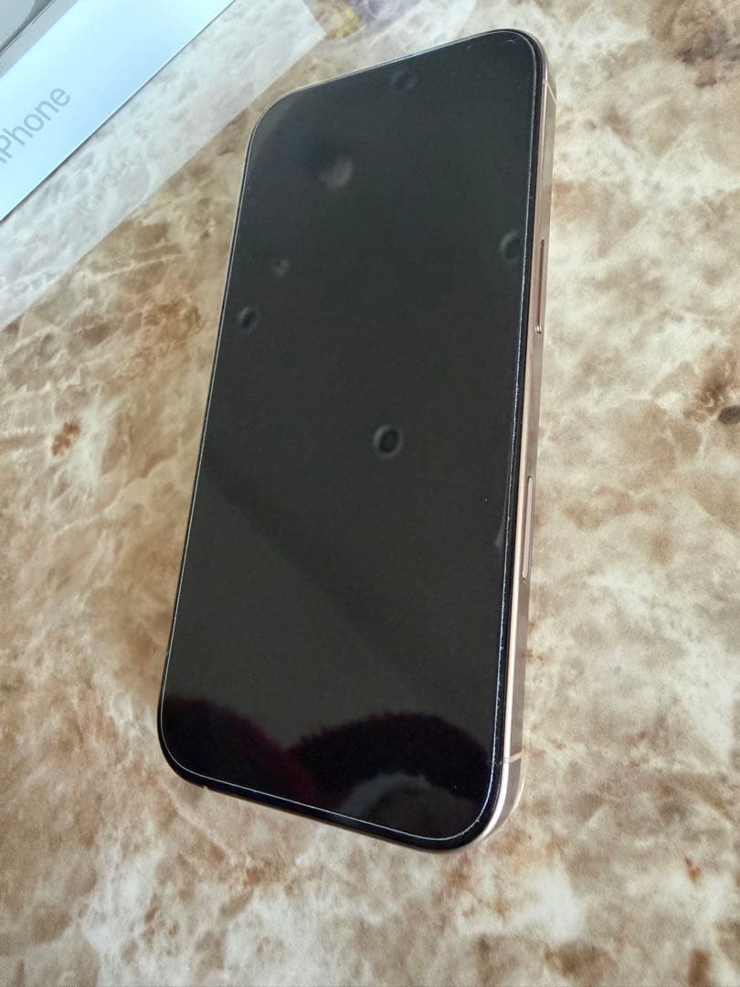 Apple iPhone16 Pro ゴールド　本体　本日のみこの価格で設定