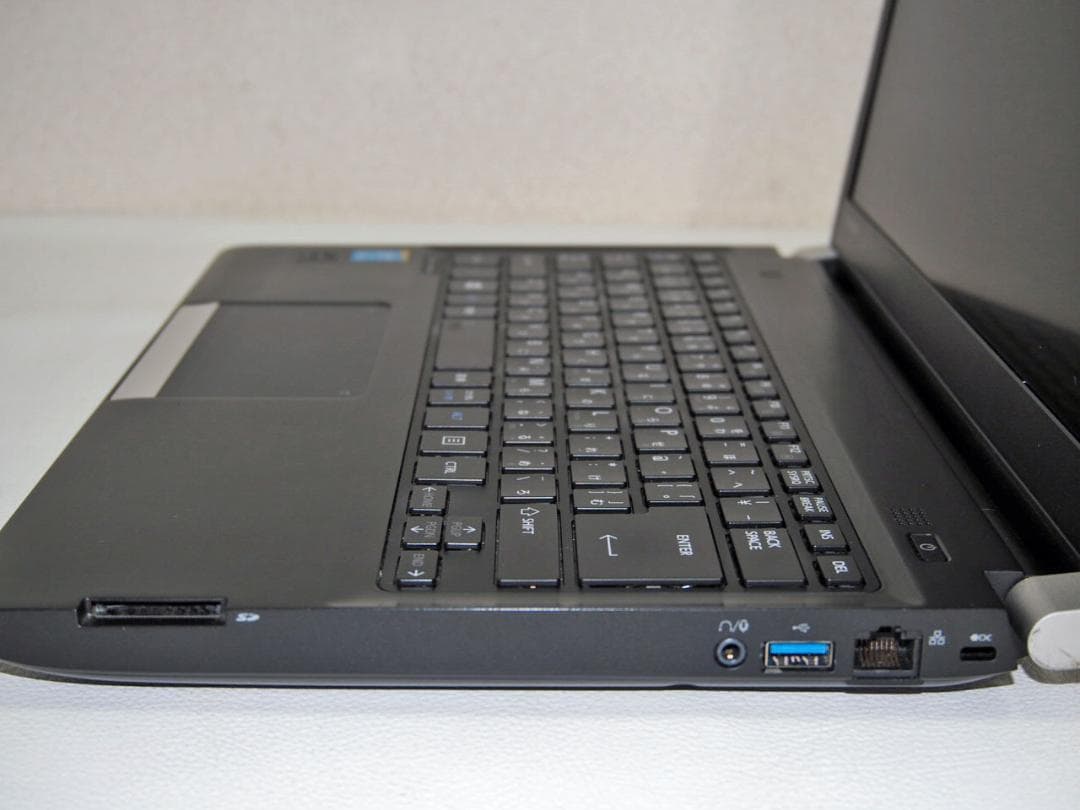 【日曜昼までお値下げ】東芝 i5/8G/新品SSD/Wi-Fi ノートパソコン