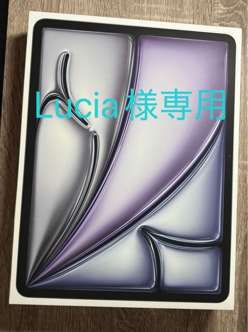 〈Lucia〉 IPad Air 13インチ 128GB WiFiモデル