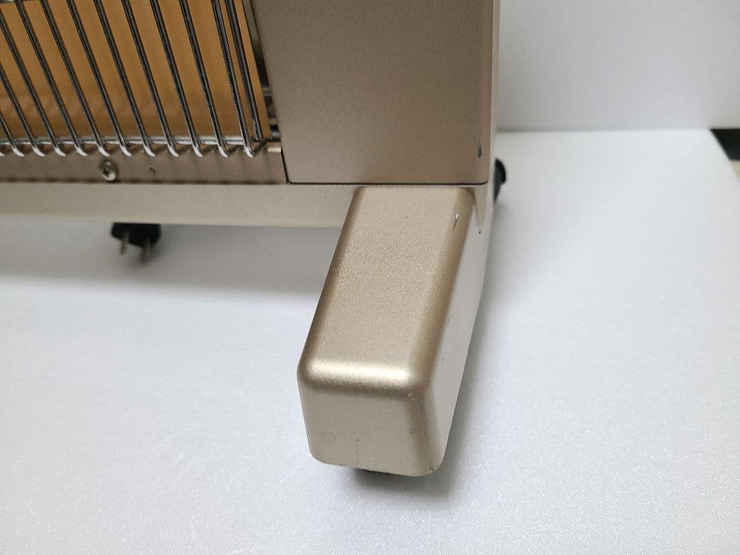 サンルミエ 遠赤外線パネルヒーター キュート E800LS 過熱防止機能付き