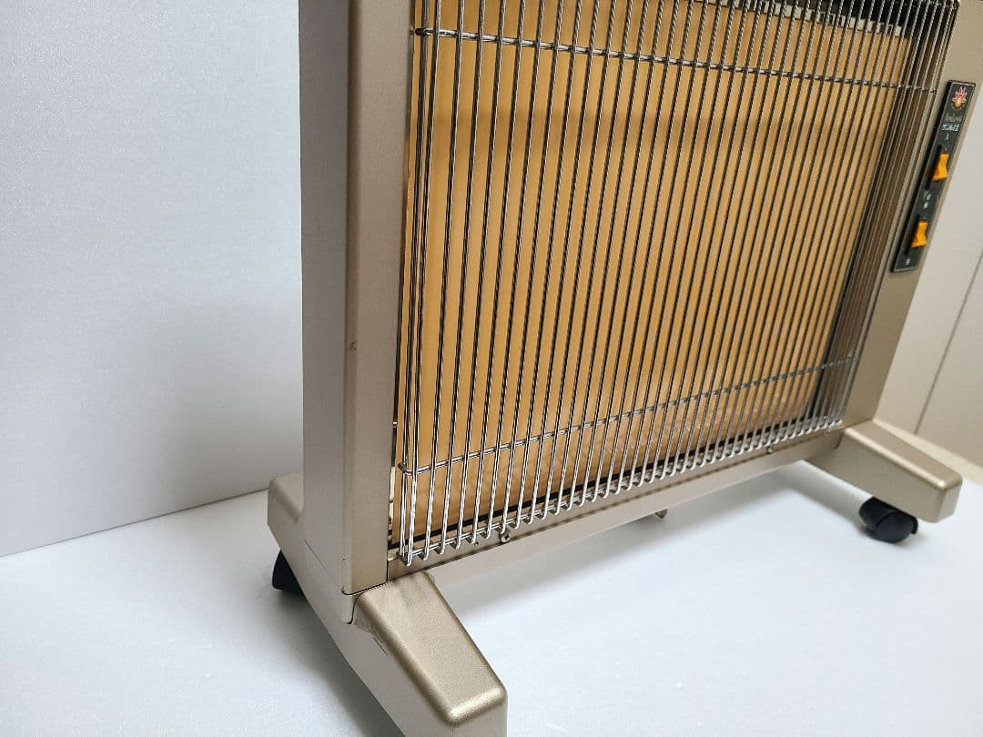 サンルミエ 遠赤外線パネルヒーター キュート E800LS 過熱防止機能付き