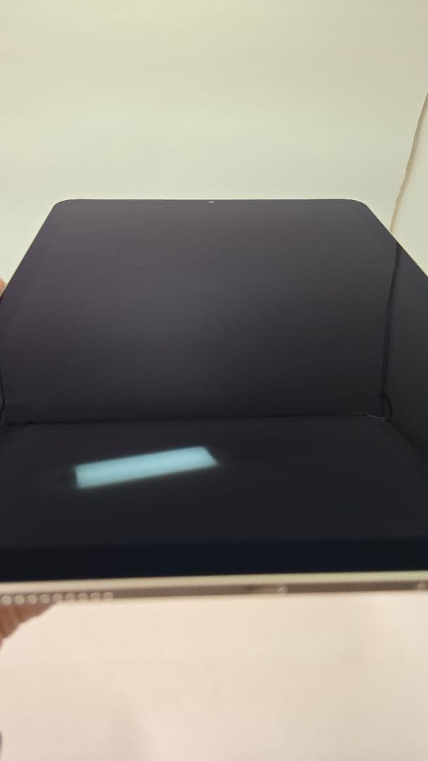 Apple iPad Air 第5世代スターライト64GB wifiモデル