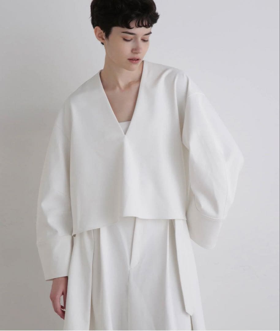 マルチギアバルーンブラウス