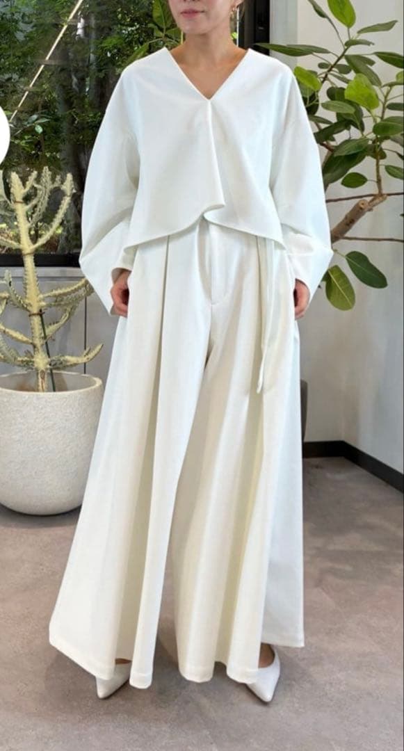 マルチギアバルーンブラウス