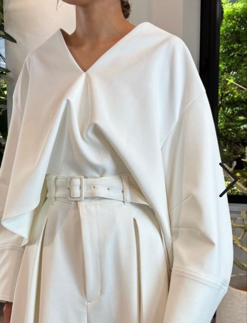 マルチギアバルーンブラウス