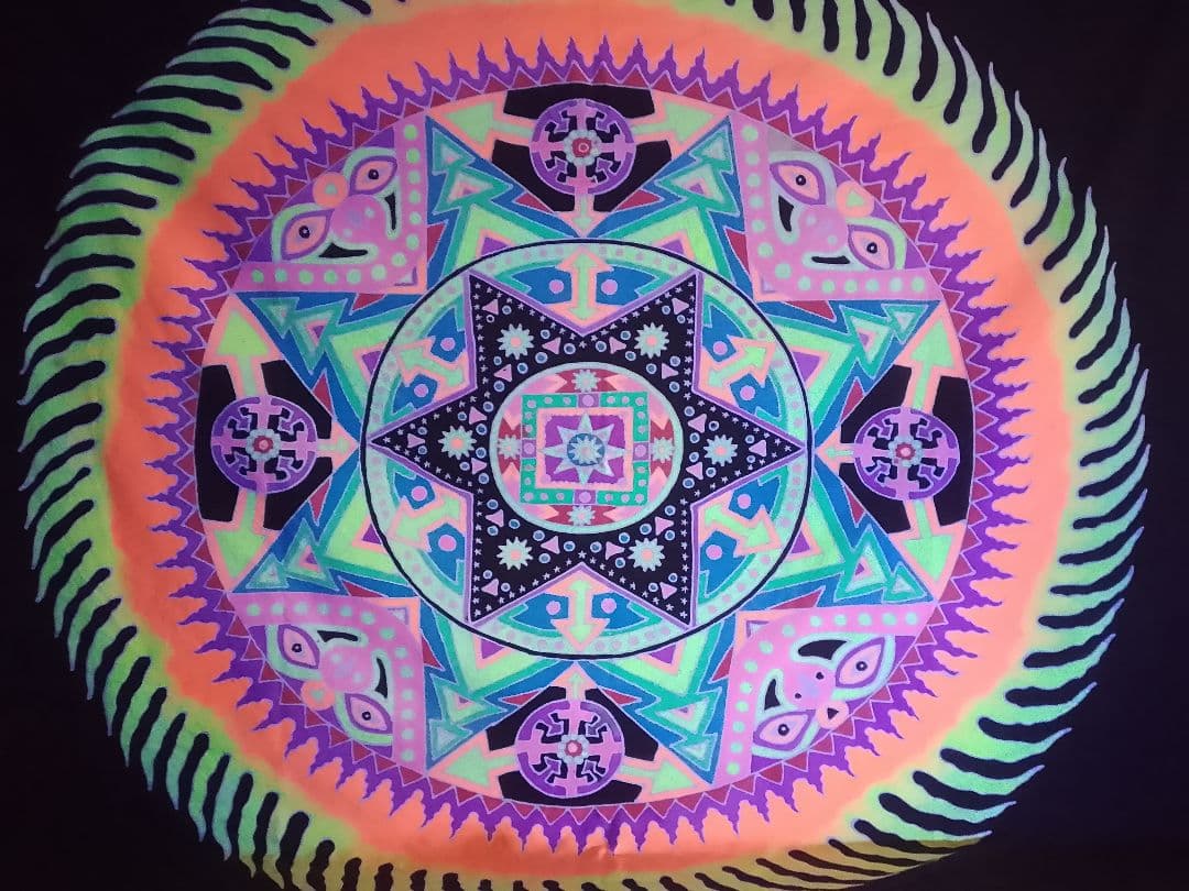 その他 Space Tribe UV Wallhangings