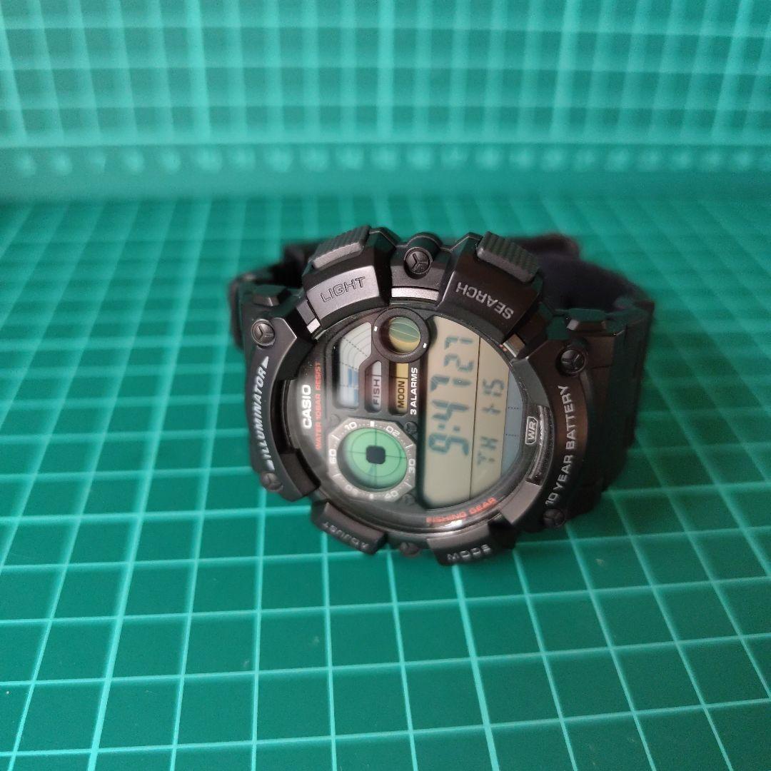 CASIOコレクション　タイドグラフ付き、フィッシング機能付き、腕時計2本セット