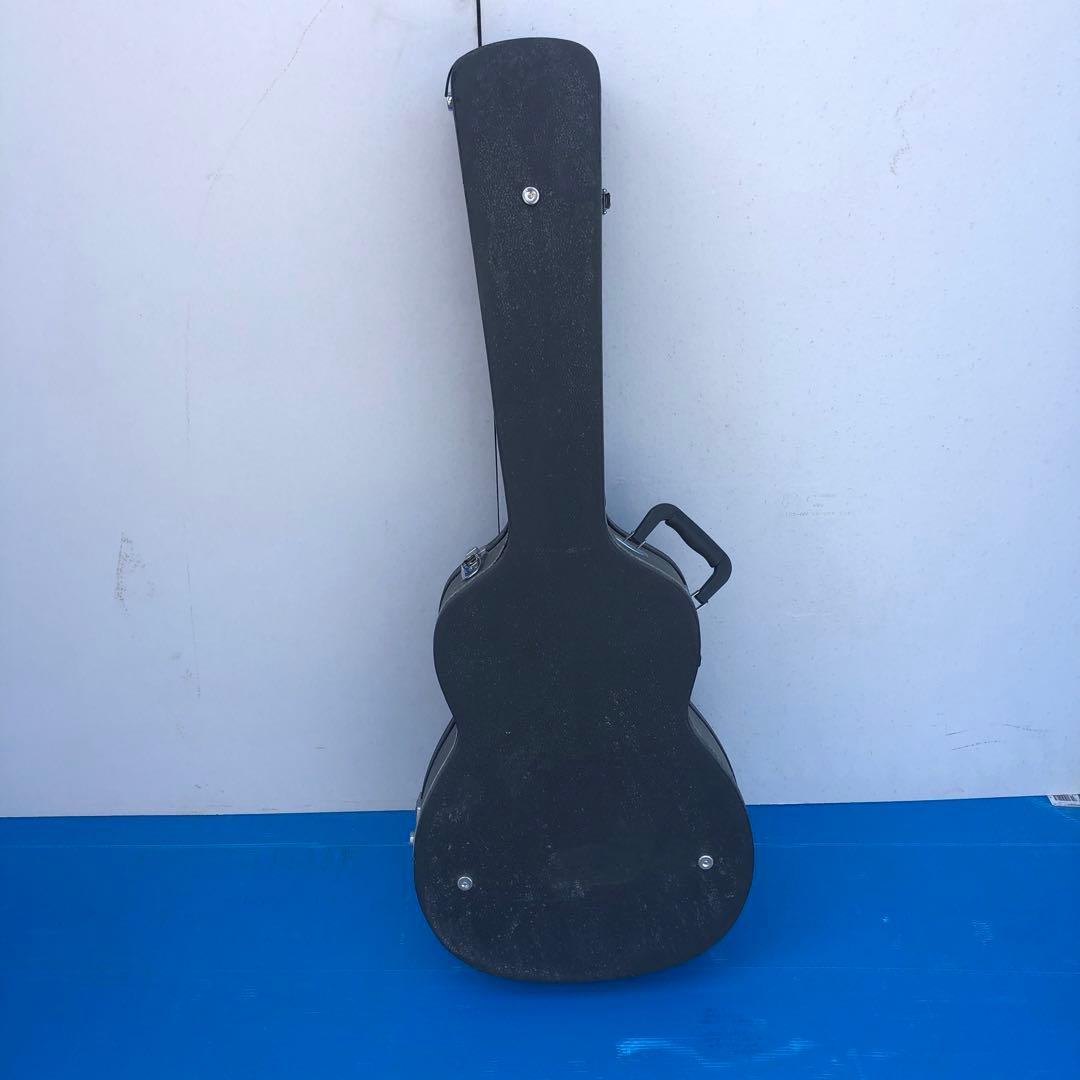 Fender アコースティックギターとハードケース　CF60 NAT ギター台付