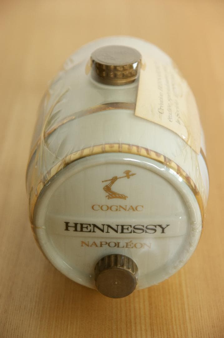 ヘネシー ナポレオン 樽型 陶器ボトル