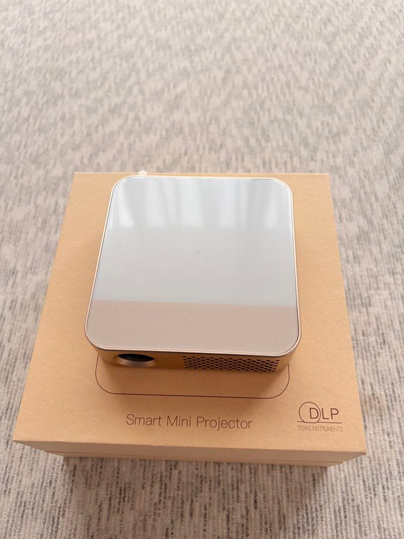 カベーニPRO プロジェクター 【中古品】 ほぼ未使用