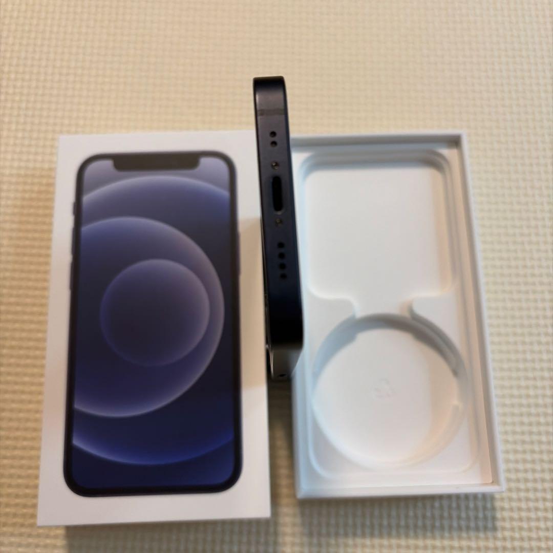 Apple iPhone 12 mini ブラック 本体　イヤフォン　充電