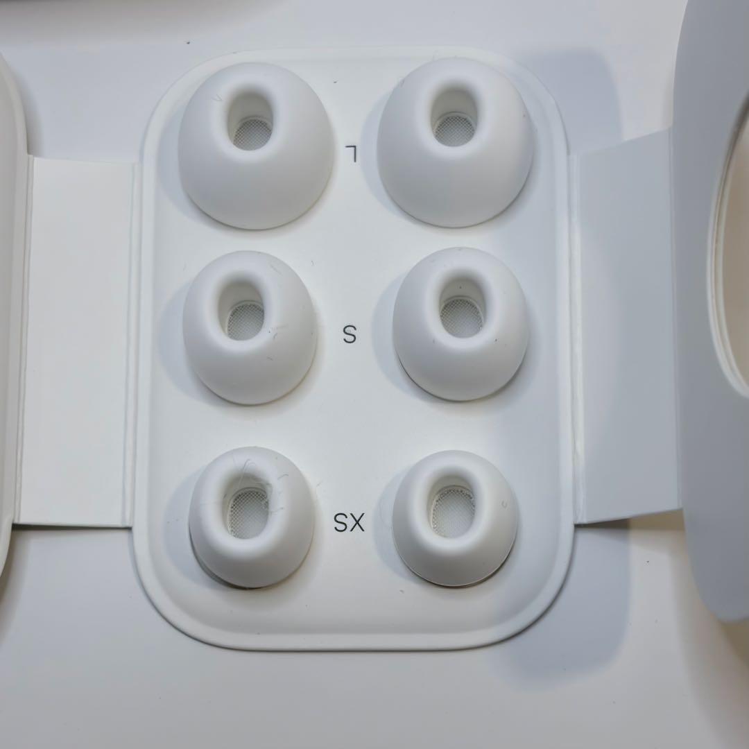 Apple AirPods Pro 2 USB-C 充電ケース美品 チップ未使用