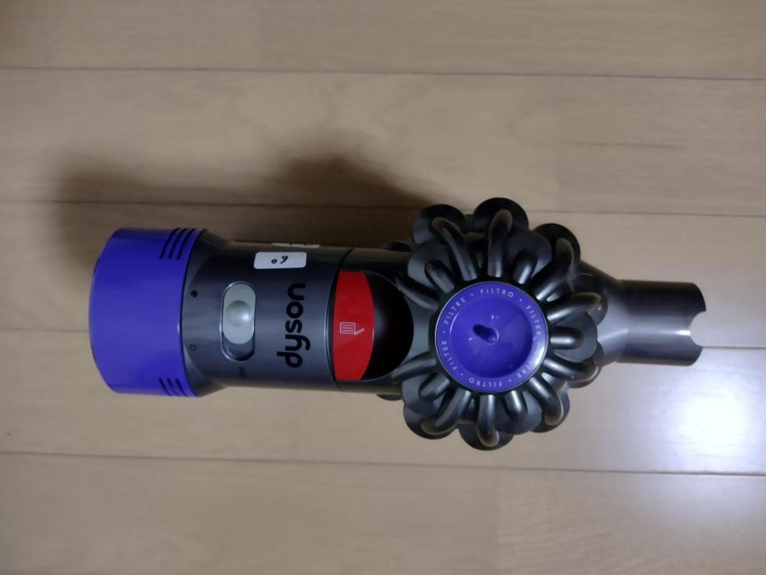 ダイソン★コードレス掃除機★V7★ＳV11★バッテリー新品と同等★1
