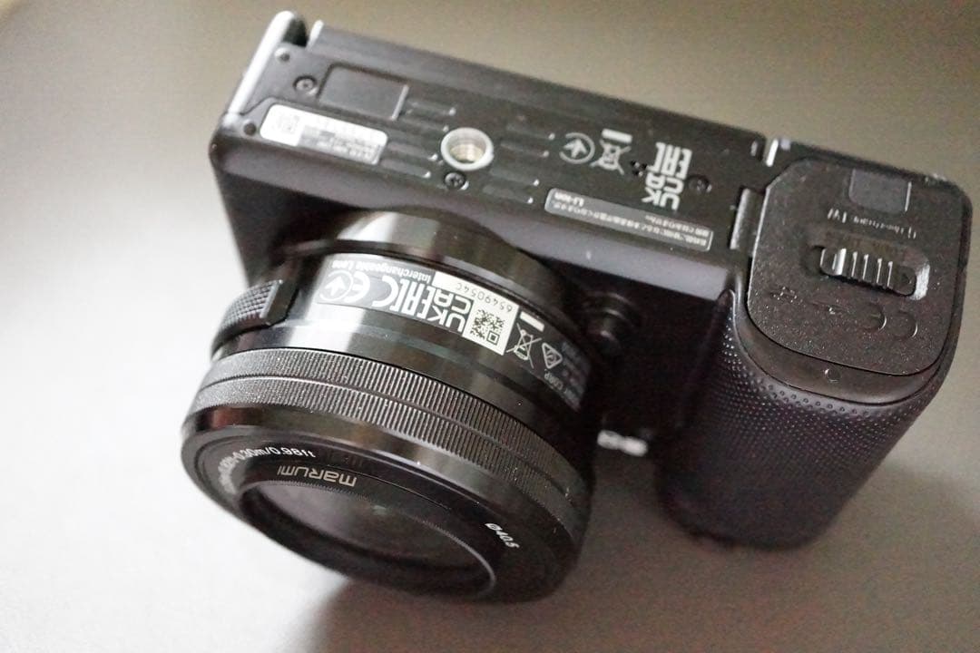 ソニー【Sony】ZV-E10 シューティンググリップ付き