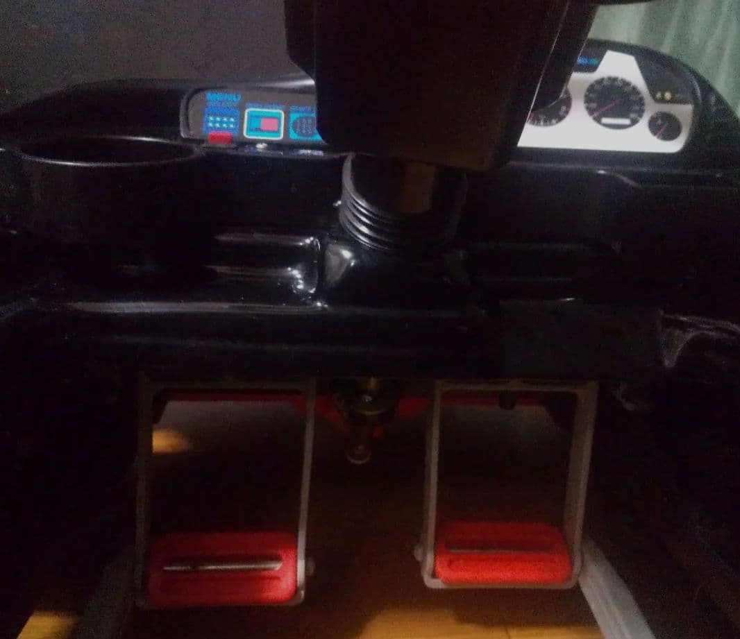 GT-Rデザイン キッズ用カー