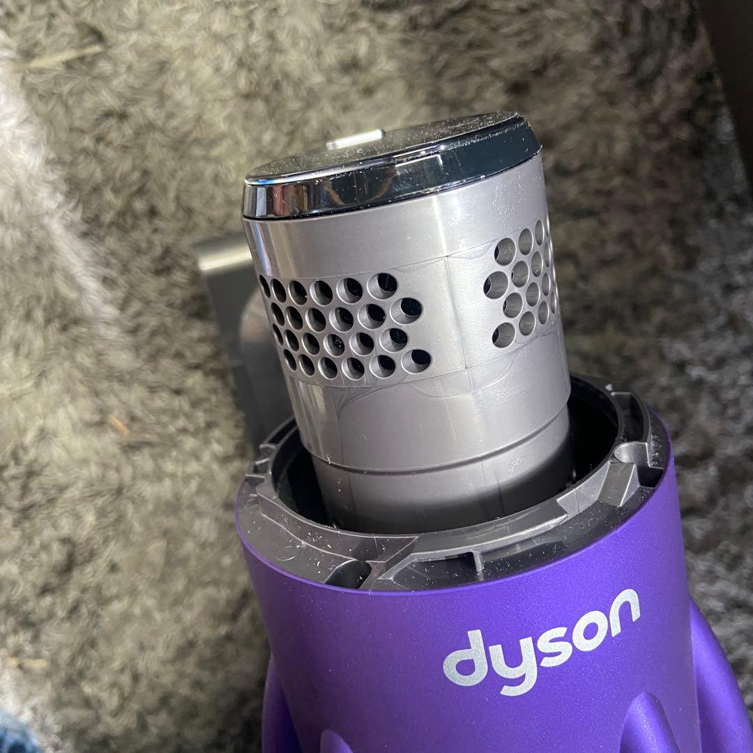 Dyson ダイソン⭐️掃除機SV18 コードレスクリーナー　ジャンク