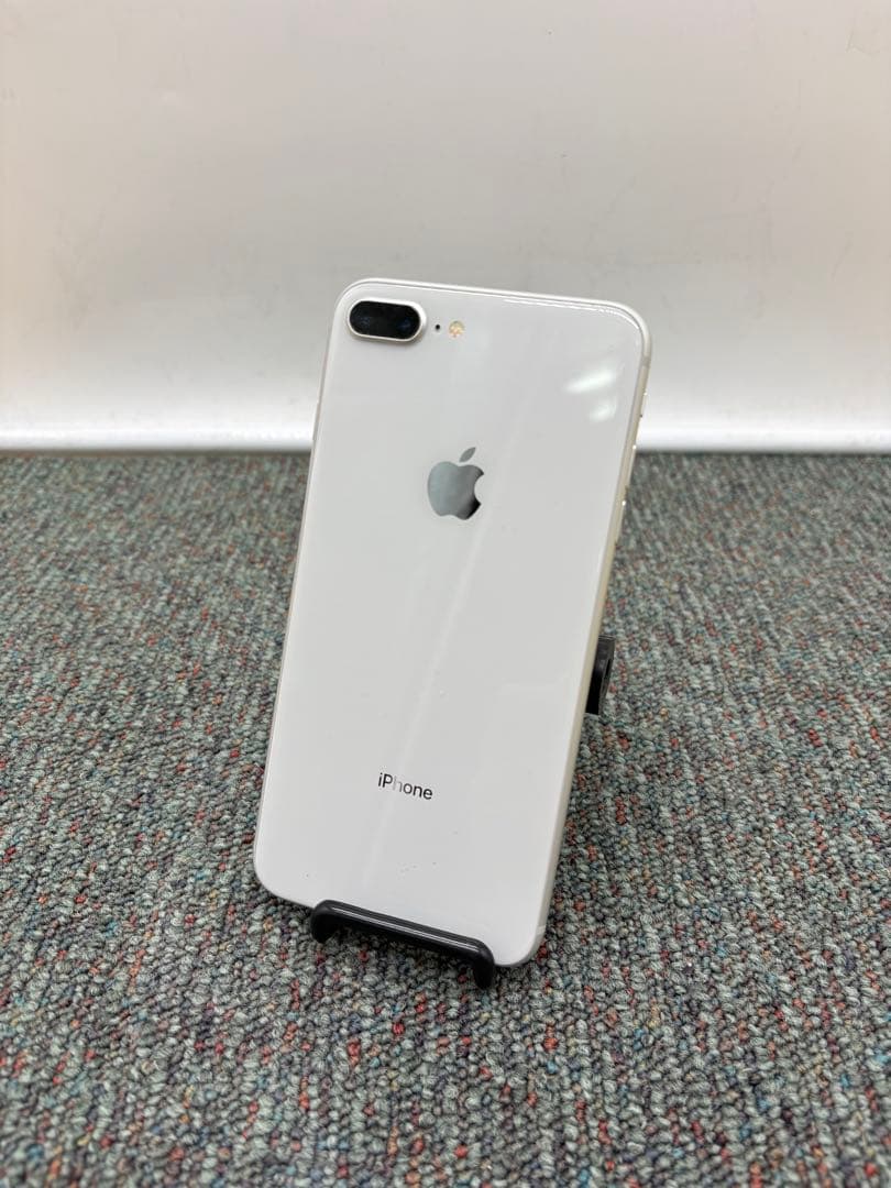 iPhone 8 Plus　64GB　simフリー　Apple　スマホ　969