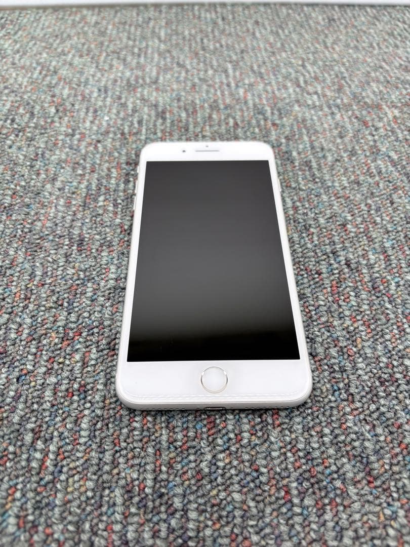 iPhone 8 Plus　64GB　simフリー　Apple　スマホ　969