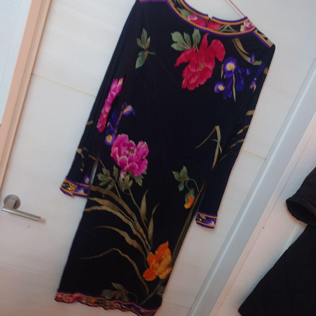 レオナール ワンピース、伊太利屋 ワンピース、エトロ ワンピース。