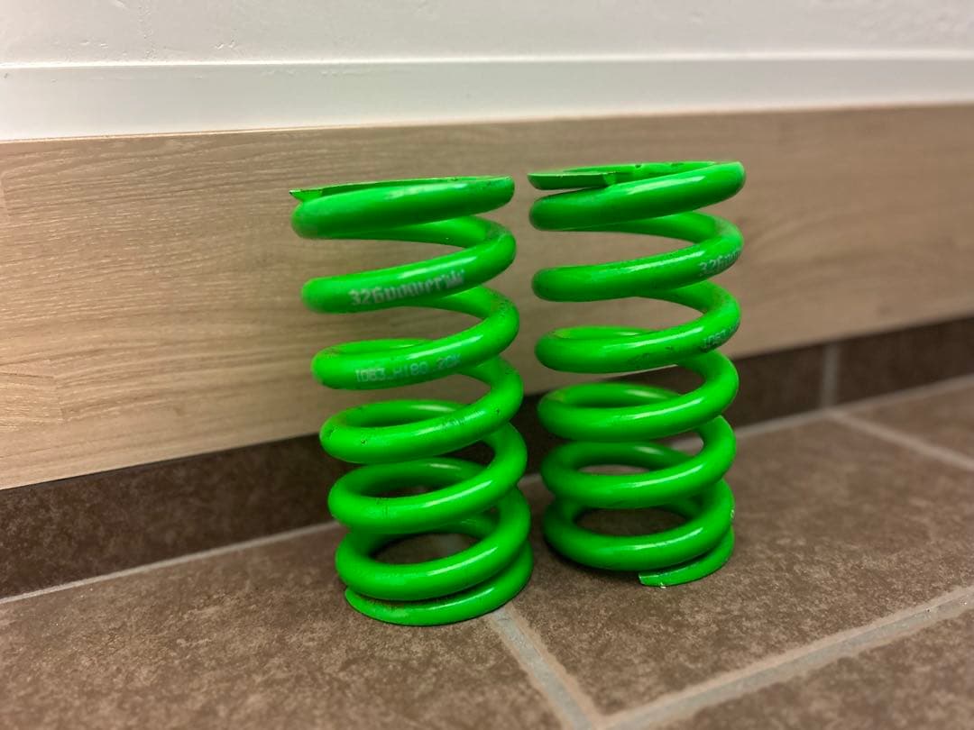 326パワー　チャラバネ　180H 20k ID63