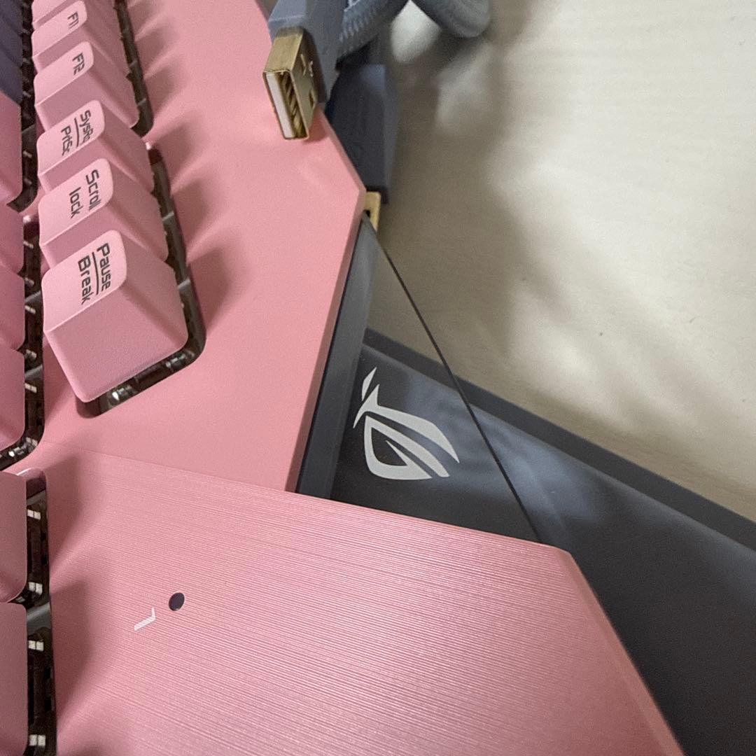 美品 ASUS ゲーミングキーボード XA01 ROG STRIX FLARE