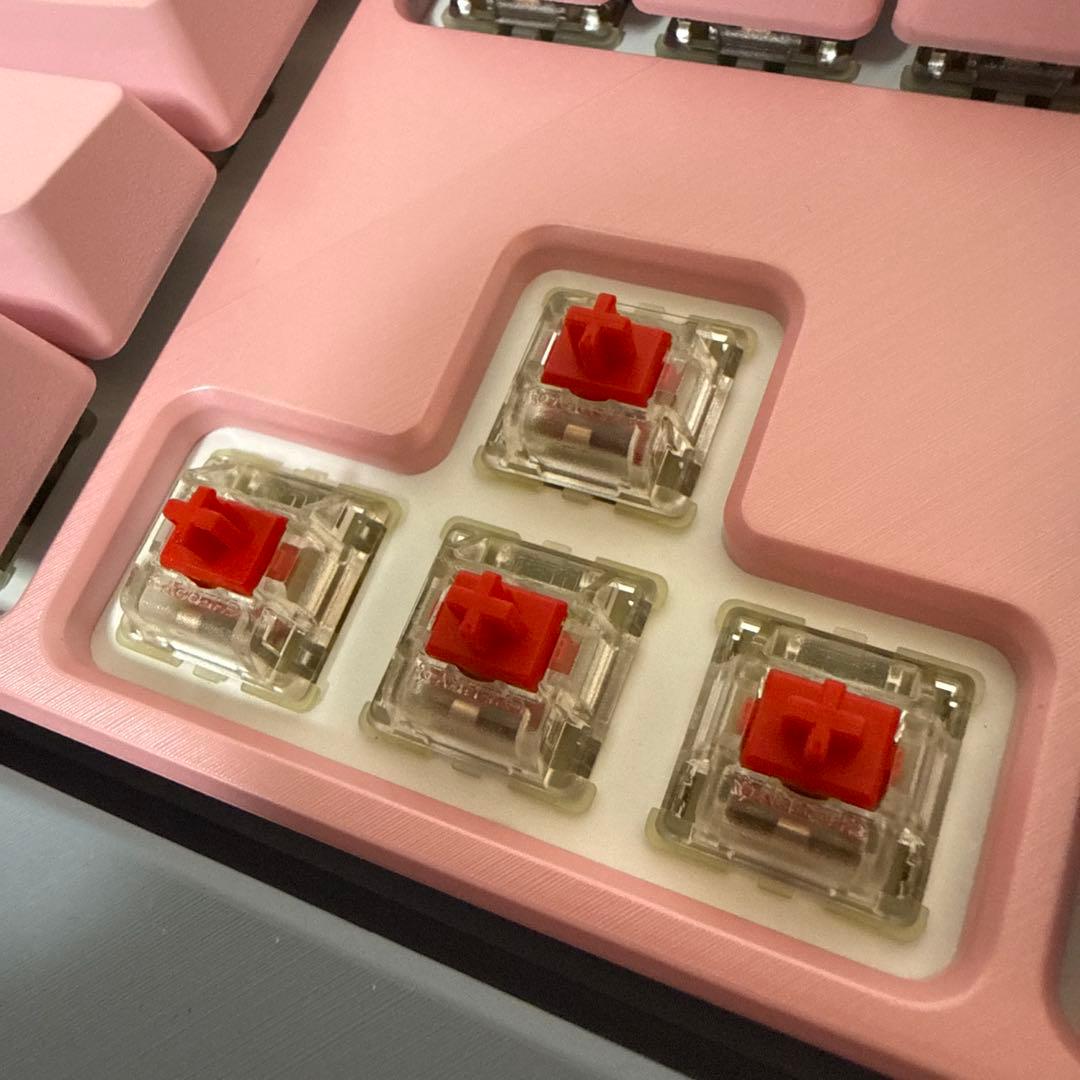 美品 ASUS ゲーミングキーボード XA01 ROG STRIX FLARE