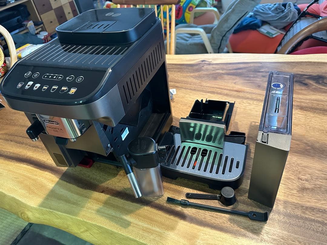 De'Longhi Magnifica 自動エスプレッソマシンECAM29081