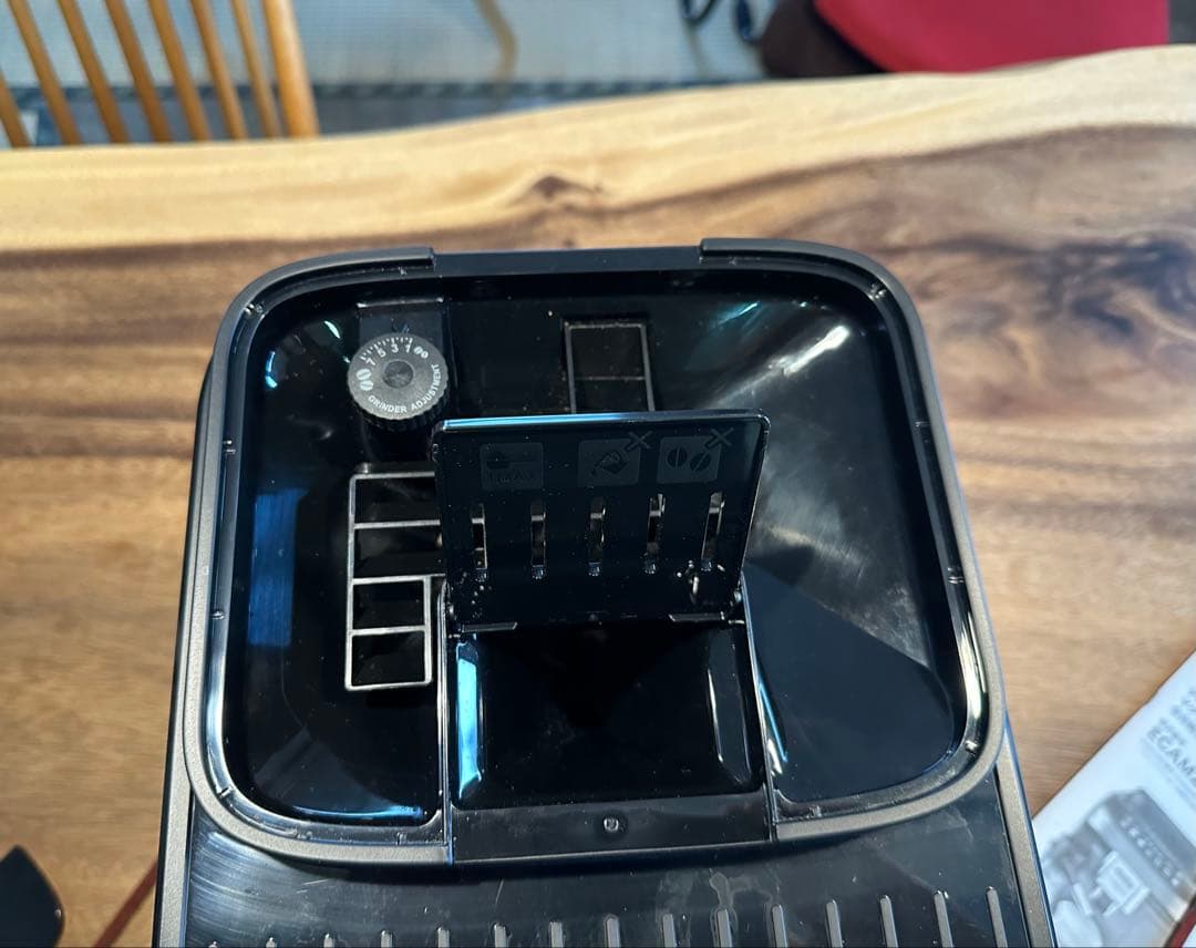 De'Longhi Magnifica 自動エスプレッソマシンECAM29081