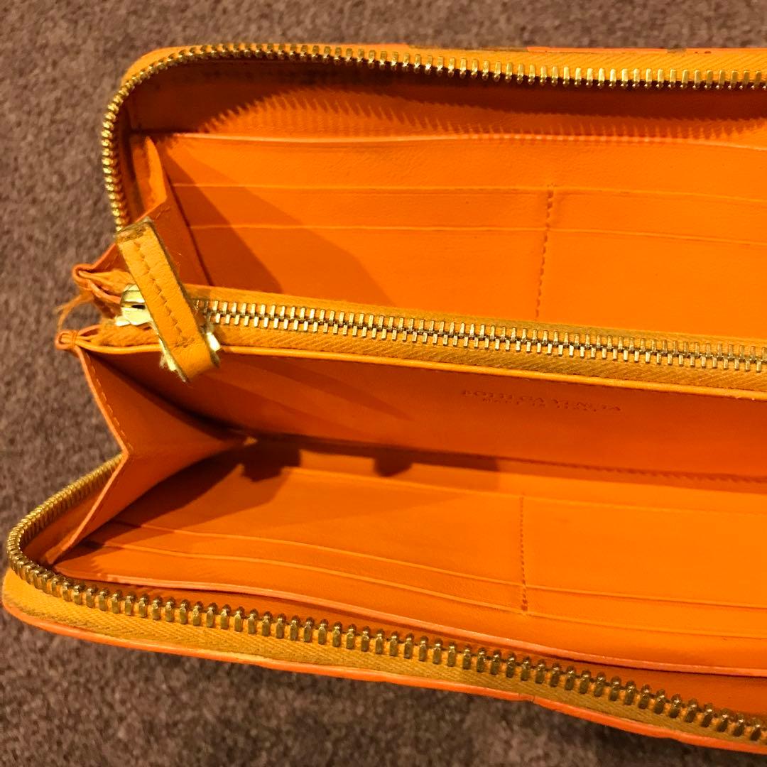 ボッテガヴェネタ　長財布　ラウンドファスナー