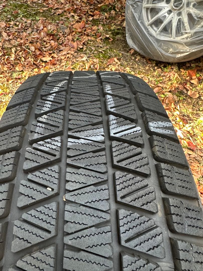 プラド150スタッドレスBLIZZAK DM-V3 ホイール22年製 4本セット