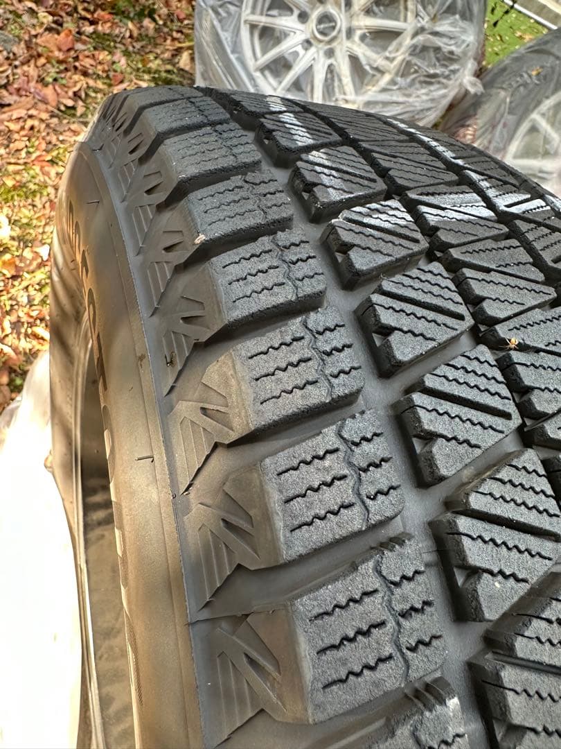 プラド150スタッドレスBLIZZAK DM-V3 ホイール22年製 4本セット