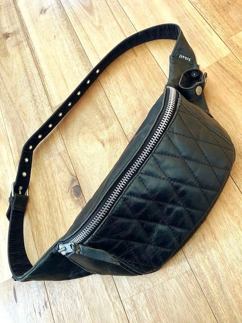 【希少】schott ボディバッグ　ブラック