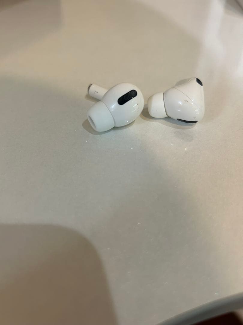 AirPods Pro 本体　充電ケース付き　付属品あり　正規品
