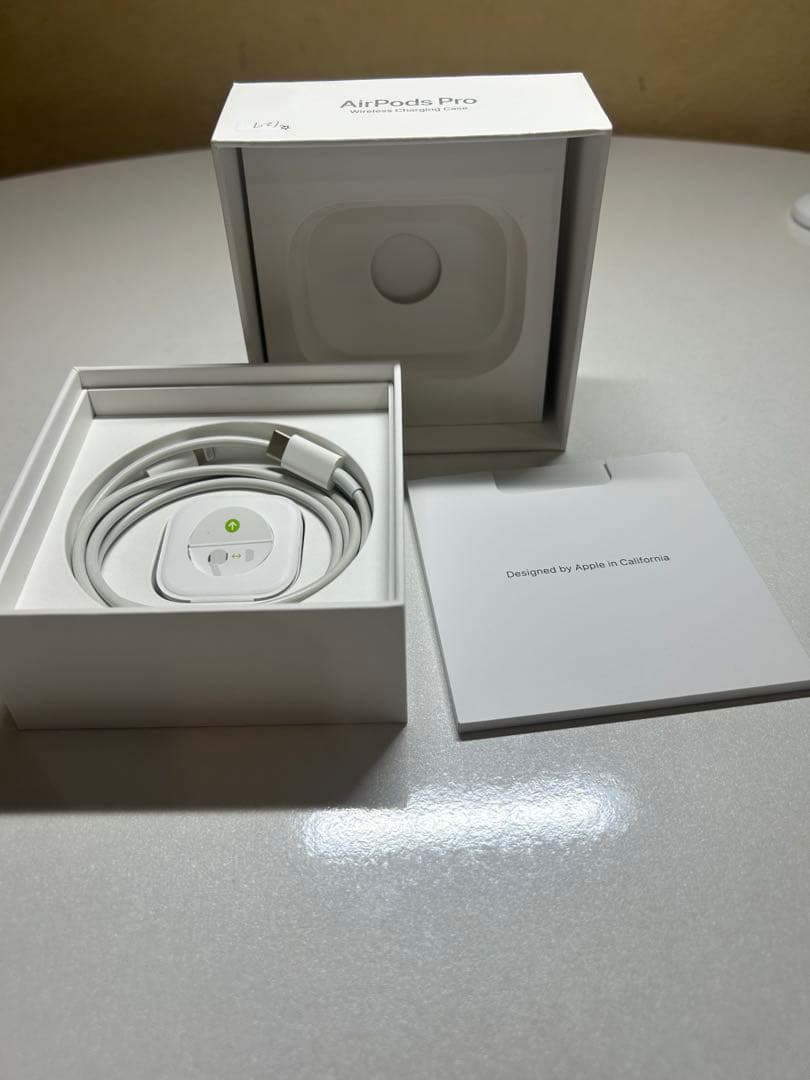 AirPods Pro 本体　充電ケース付き　付属品あり　正規品