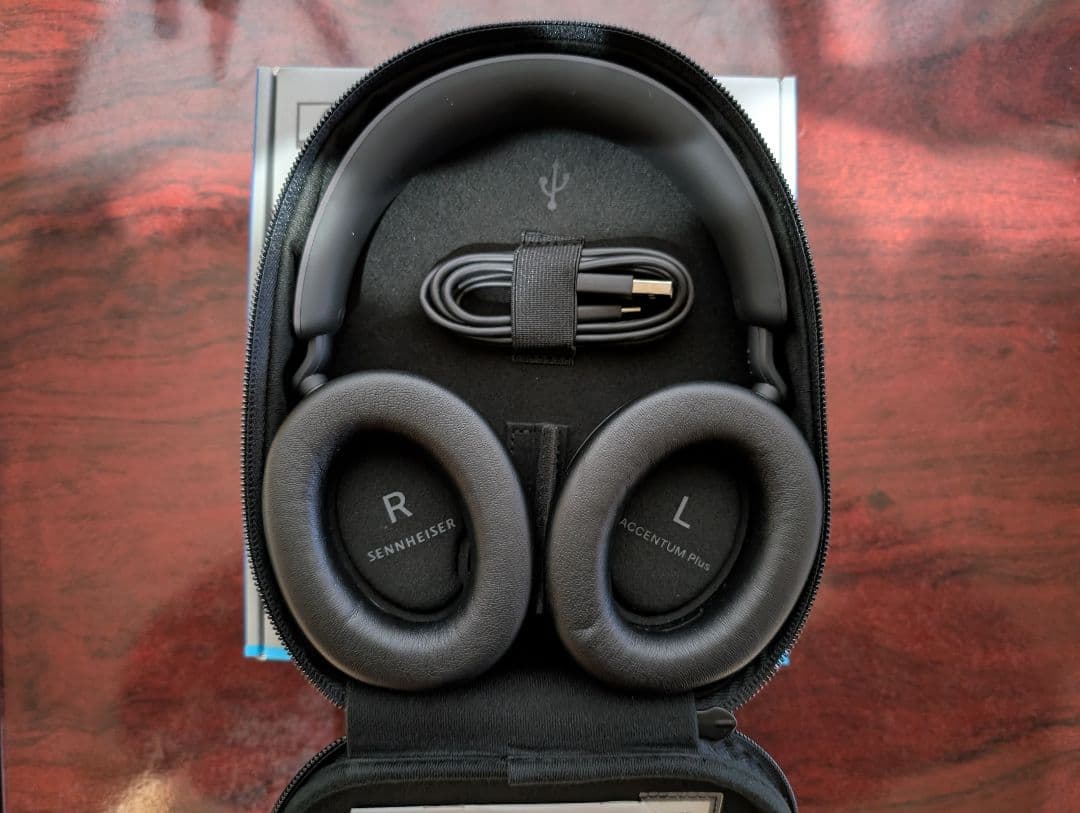 SENNHEISER ACCENTUM Plus Wireless ヘッドホン